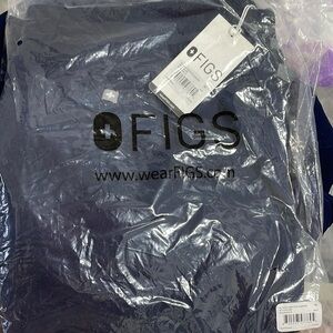 Brand new still in plastic navy blue women’s High Waisted Zamora XL Figs Joggers